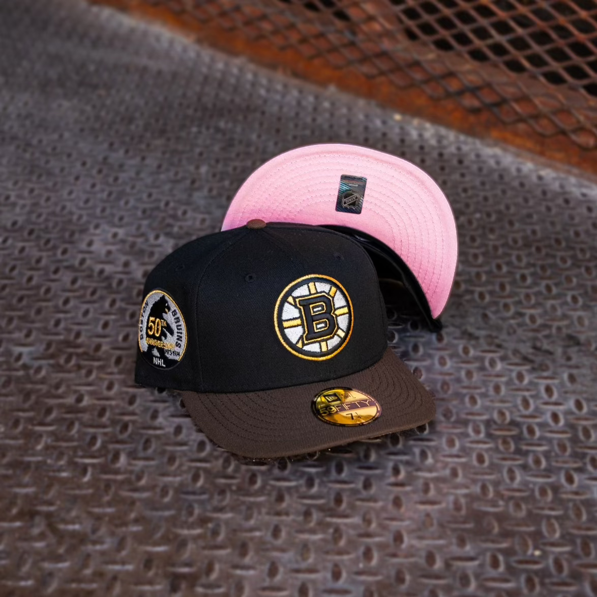 New Era Boston Bruins 50th Anniversary Pink UV (Black/Brown) 59Fifty Fitted