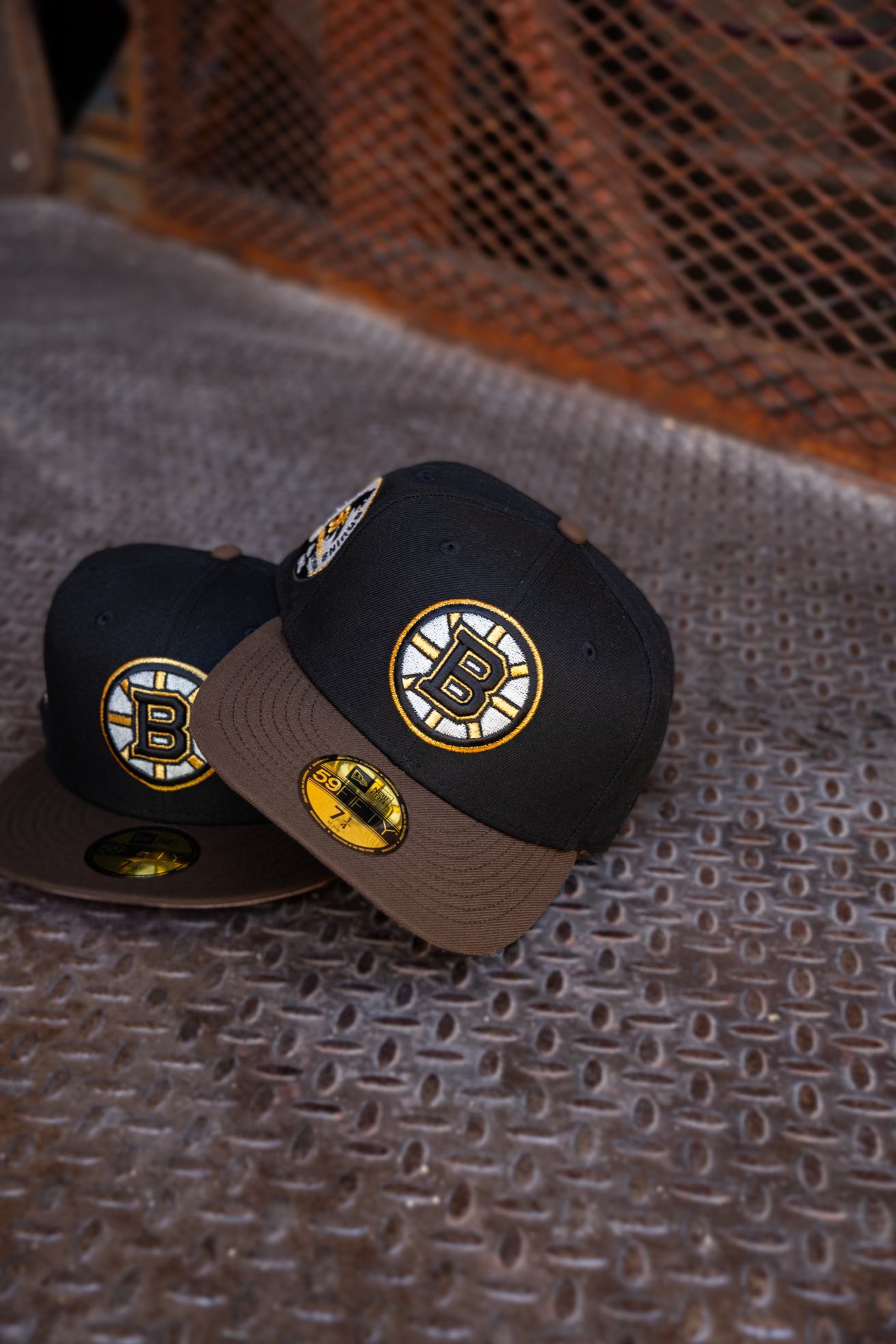 New Era Boston Bruins 50th Anniversary Pink UV (Black/Brown) 59Fifty Fitted