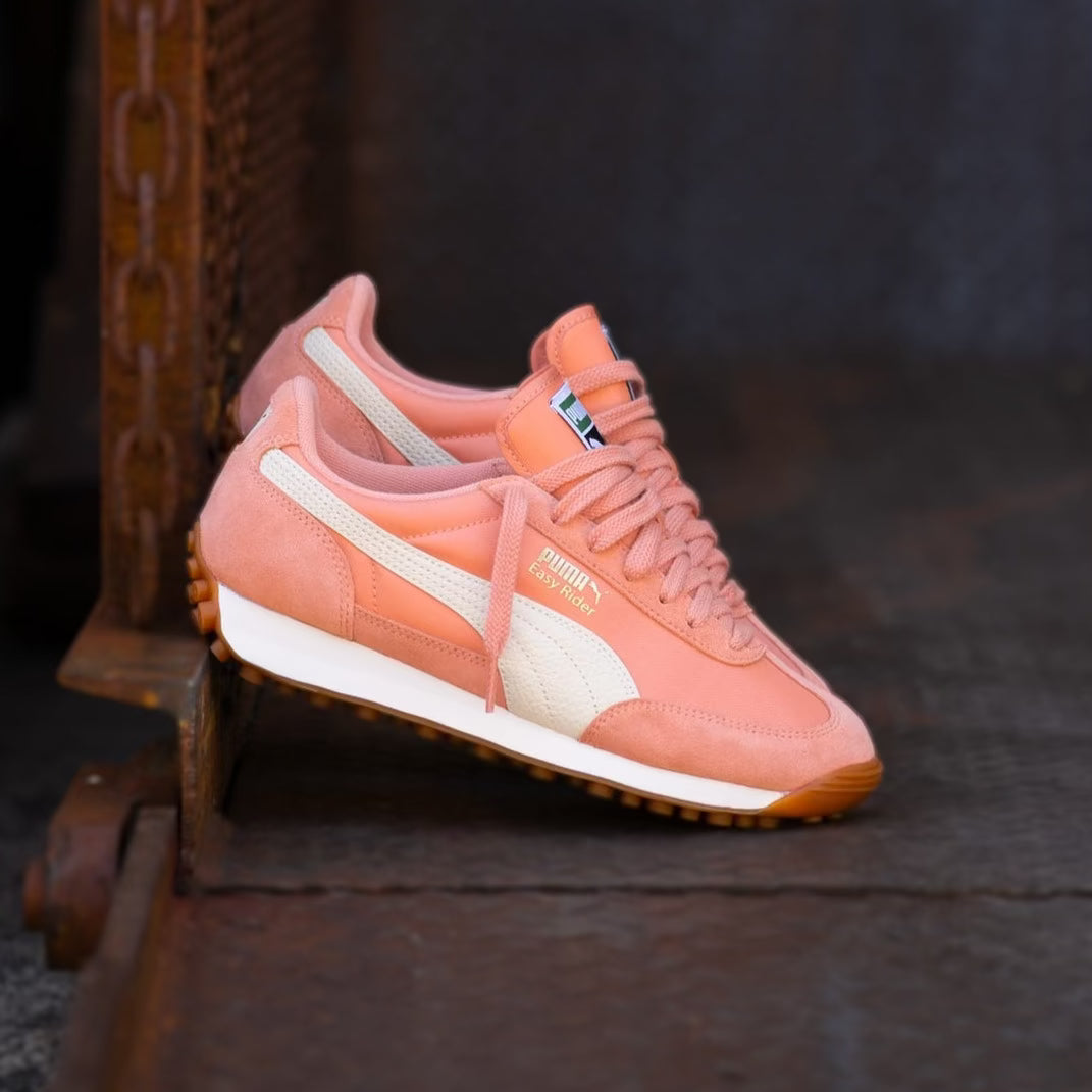 Womens Puma Easy Rider Vintage (Deeva Peach/Alpinesnow/Puma Gold) - Puma