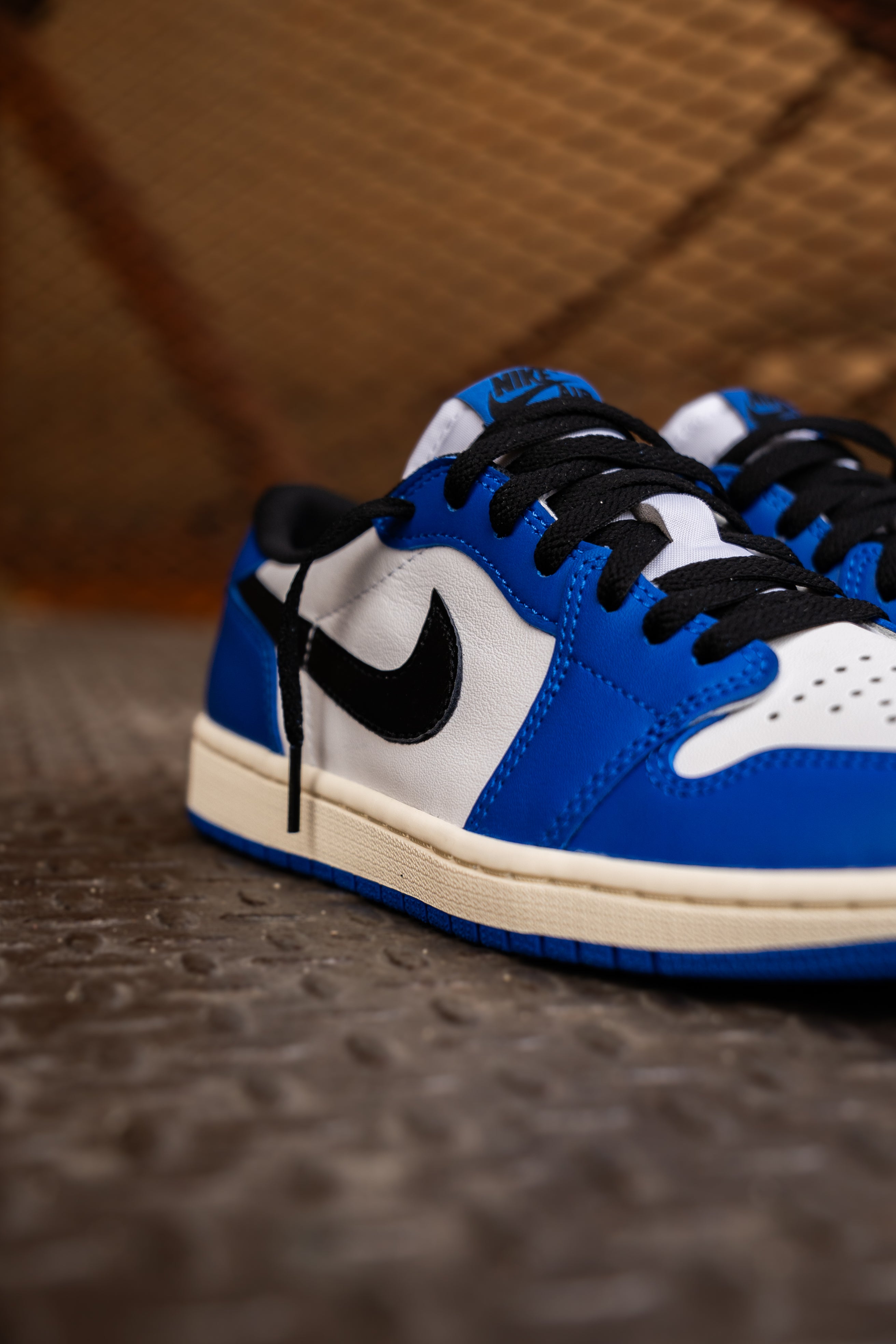 Mens Air Jordan 1 Retro Low OG (Game Royal)