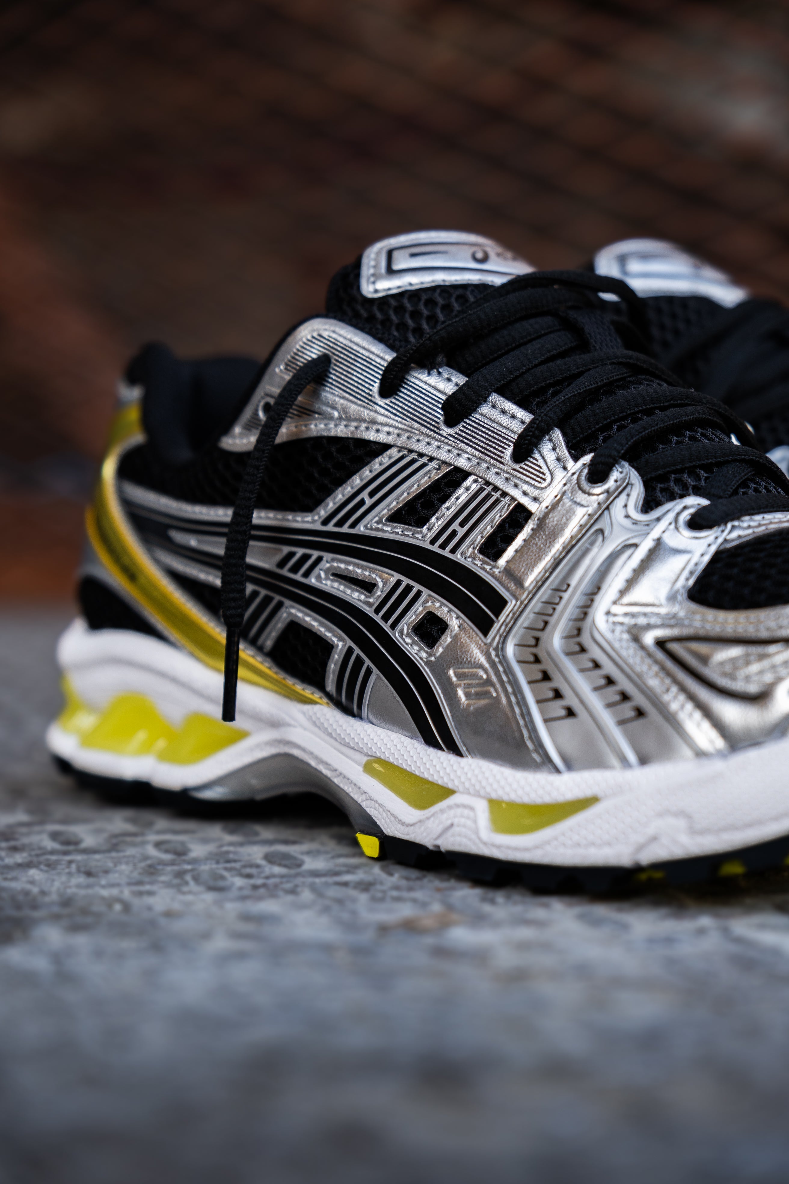 Mens Asics Gel Kayano 14 (Black/Lemon Spark)