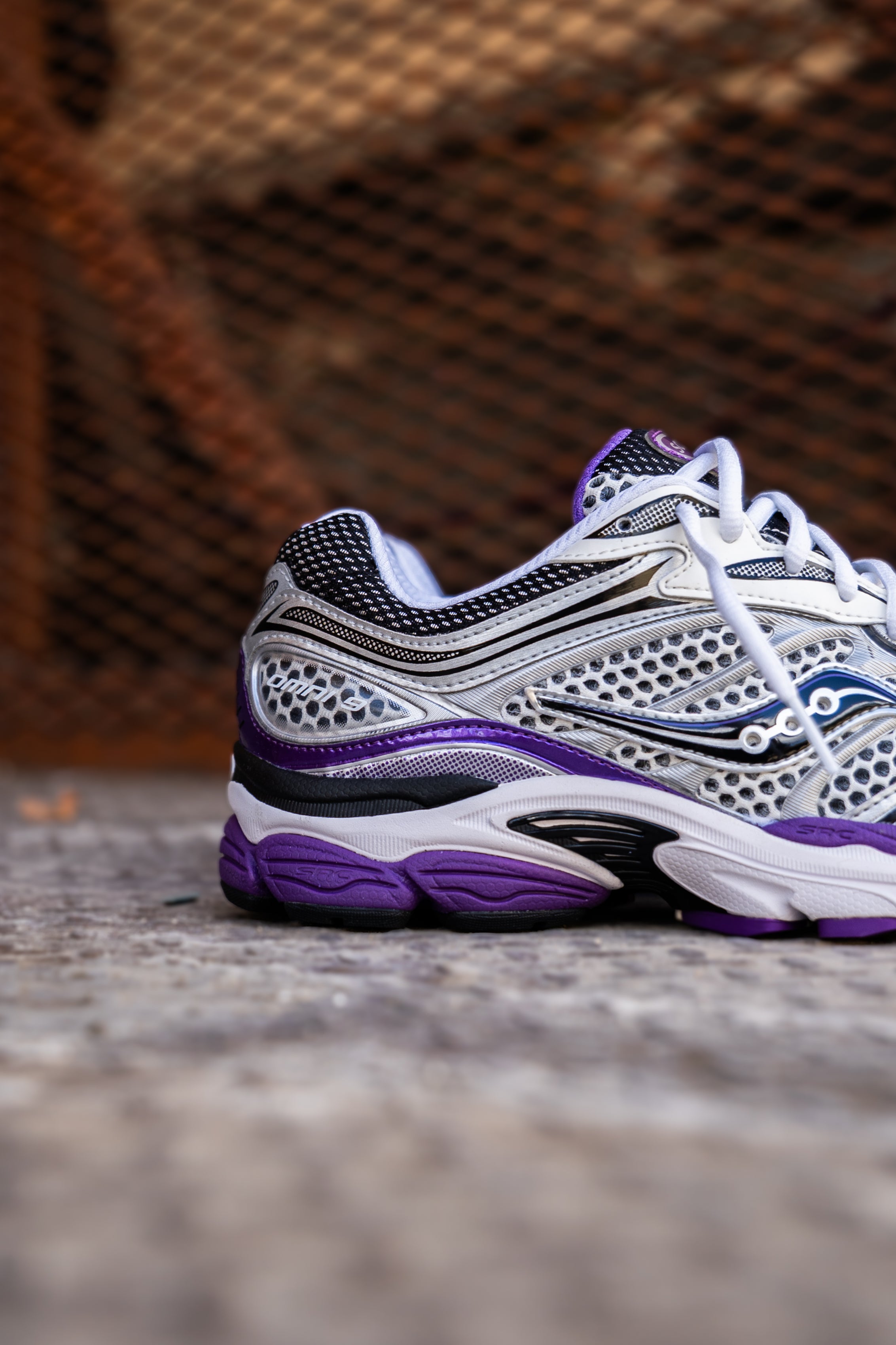 Mens Saucony ProGrid Omni 9 (Silver/Purple) - Saucony