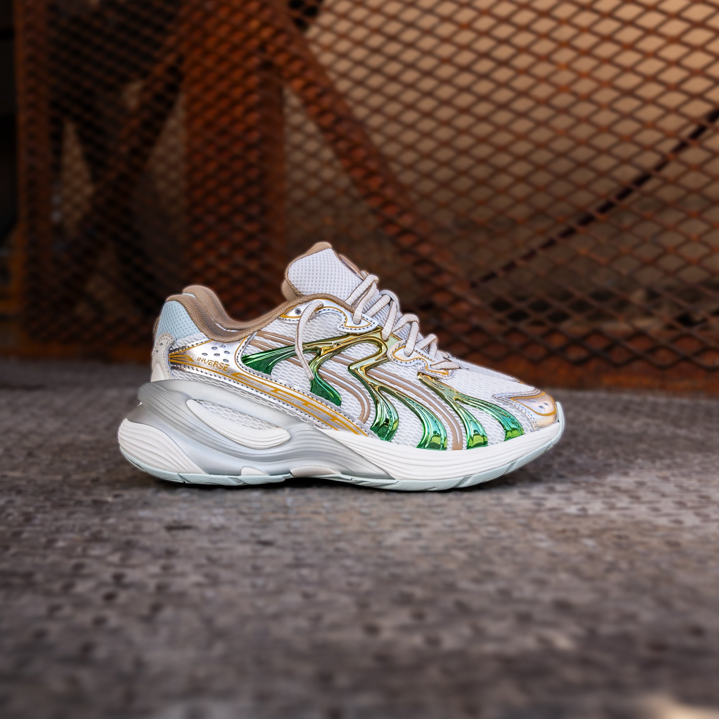 Womens Puma Inverse Shimmer (Warm White/Archive Gold) - Puma