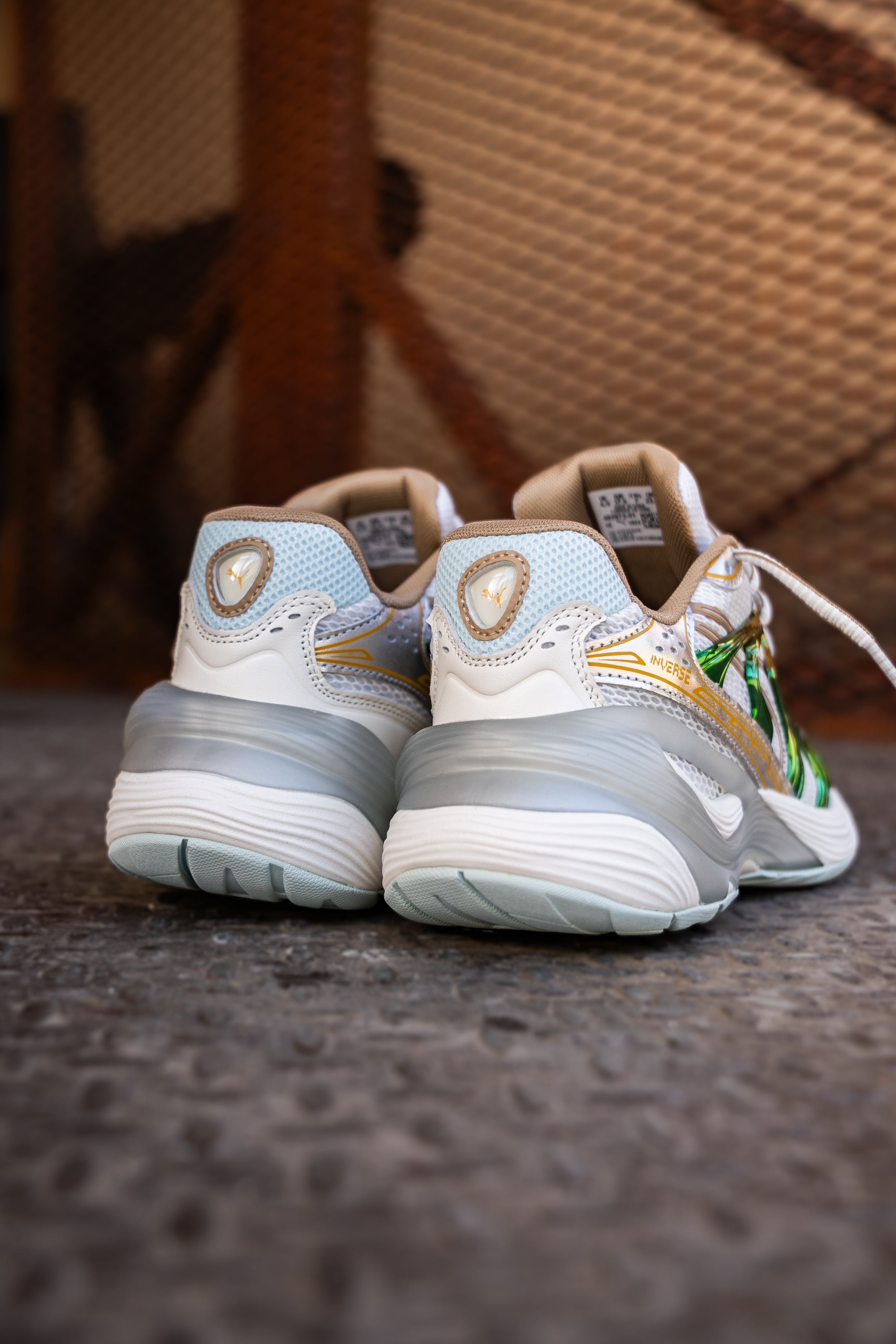 Womens Puma Inverse Shimmer (Warm White/Archive Gold) - Puma