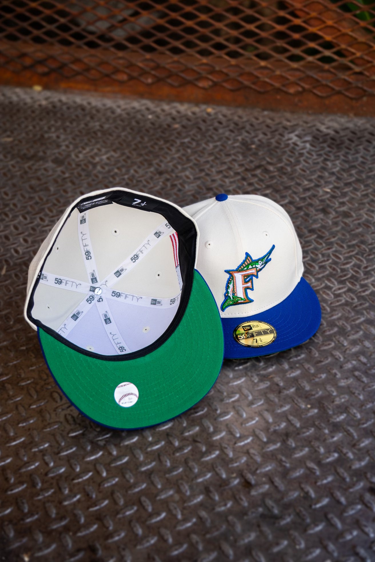 New Era Florida Marlins USA Flag Green UV (Off White/Royal) 59Fifty Fitted