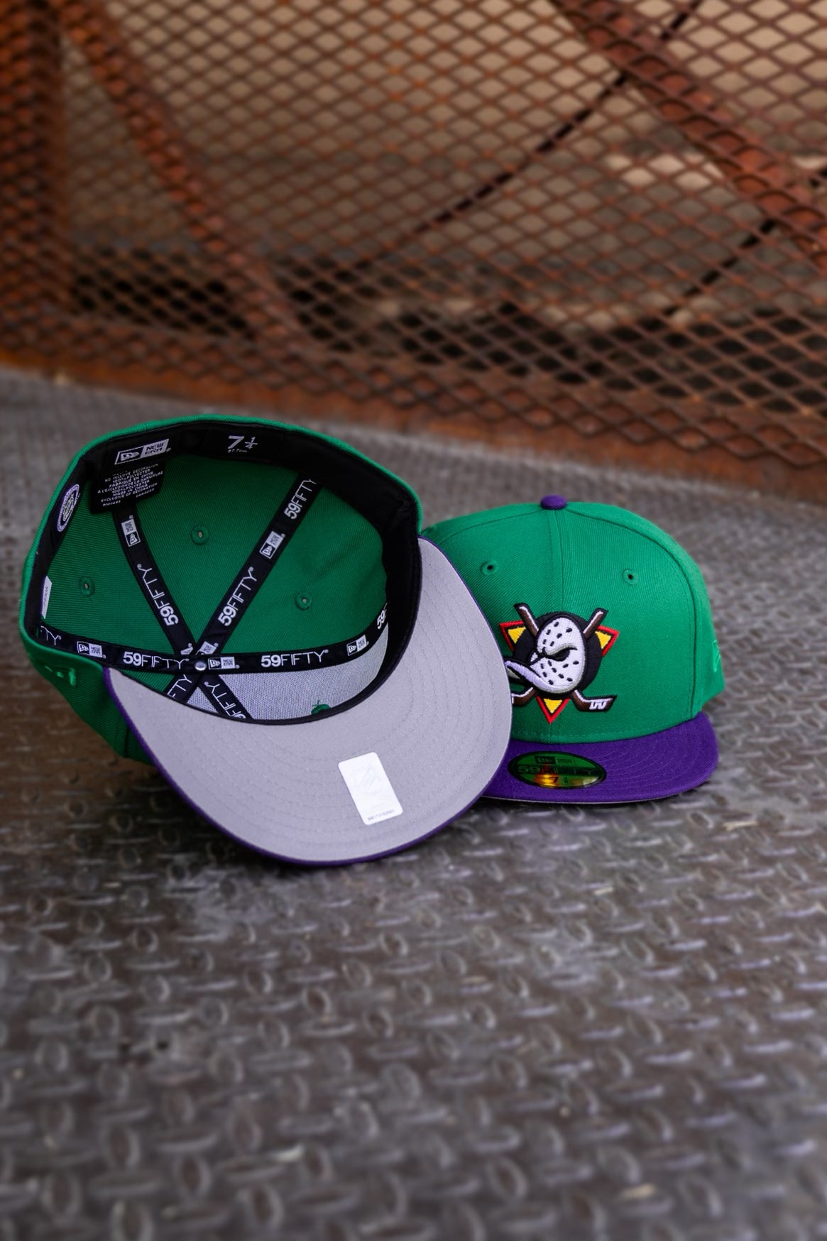 New Era Anaheim Ducks Grey UV (Kelly Green/Purple) 59Fifty Fitted - New Era