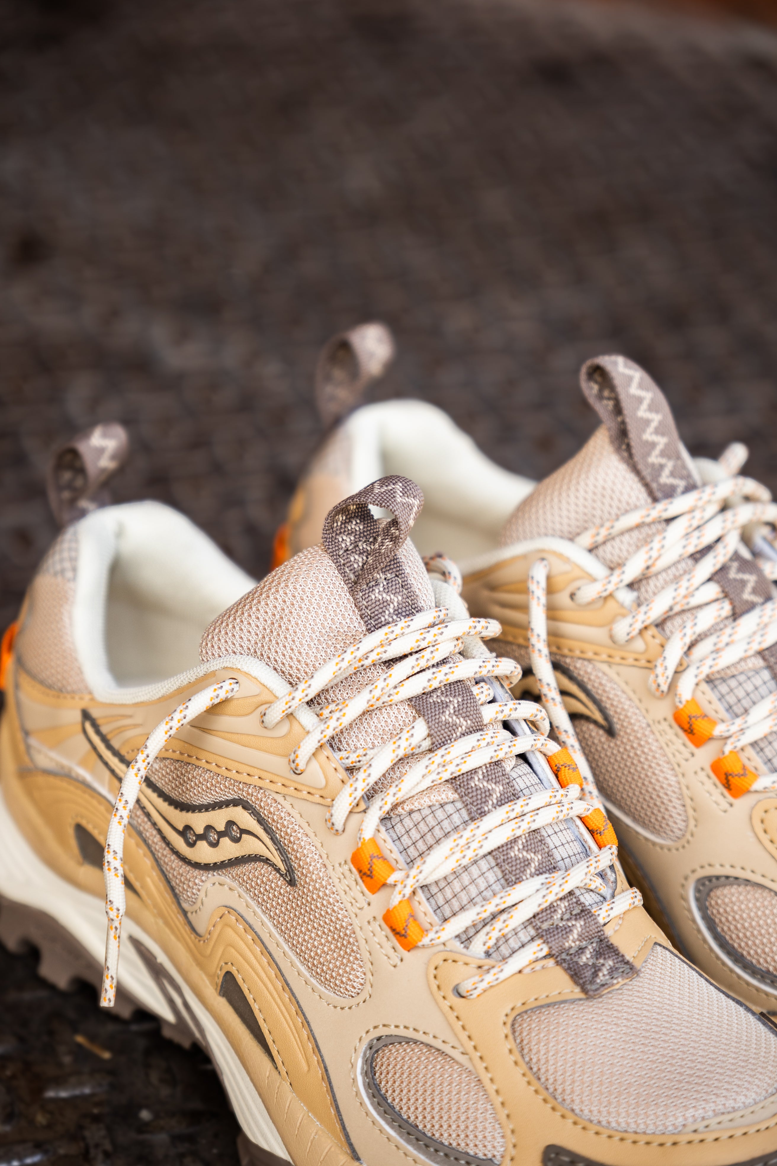 Mens Saucony Grid Aura X (Whey/Orange) - Saucony