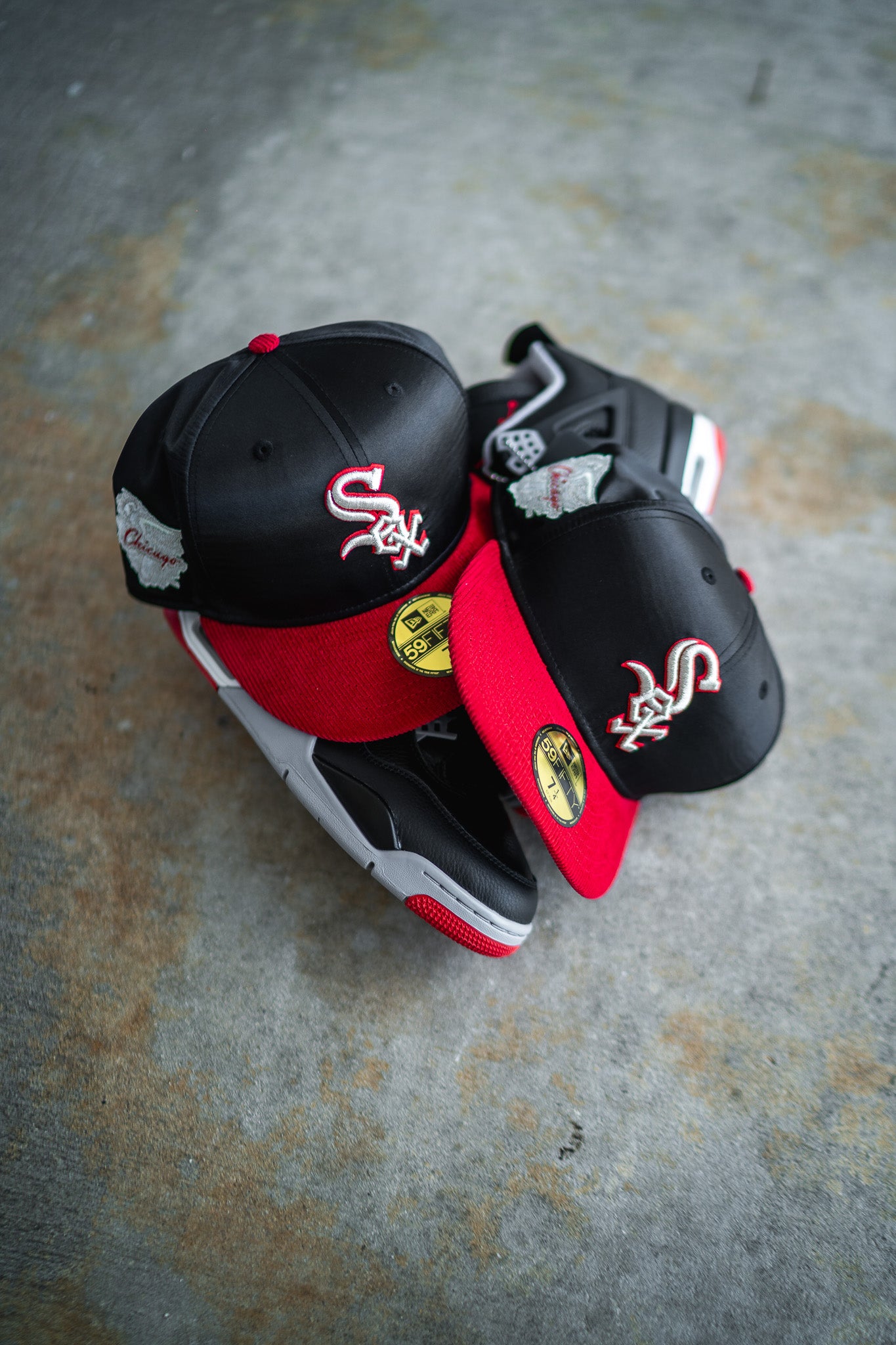 New Era Chicago White Sox Grey UV (Black Satin/Red Corduroy) - New Era