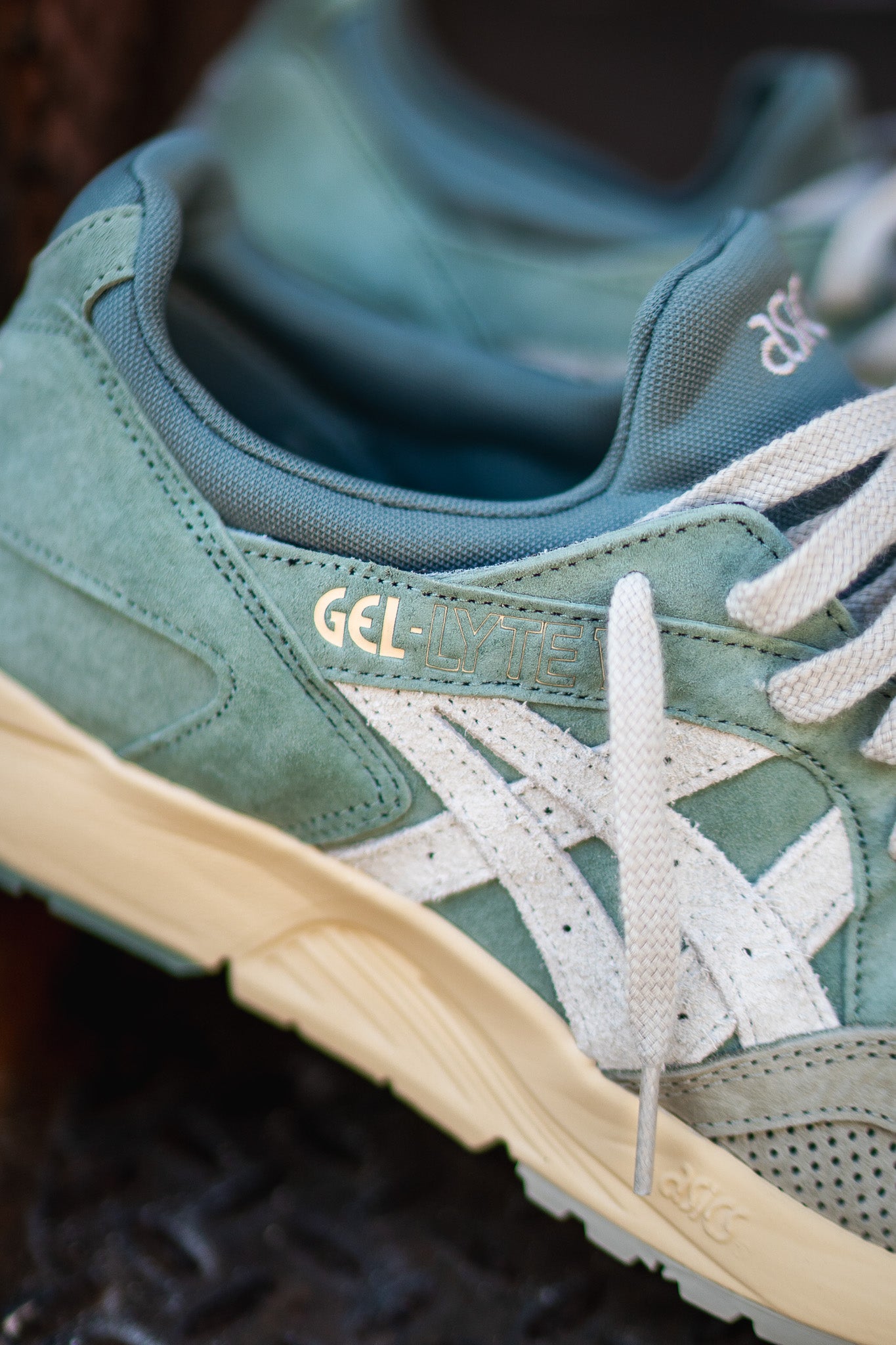 Mens Asics Gel-Lyte V (White Sage/Slate Grey) - 1203A379.021 - ASICS