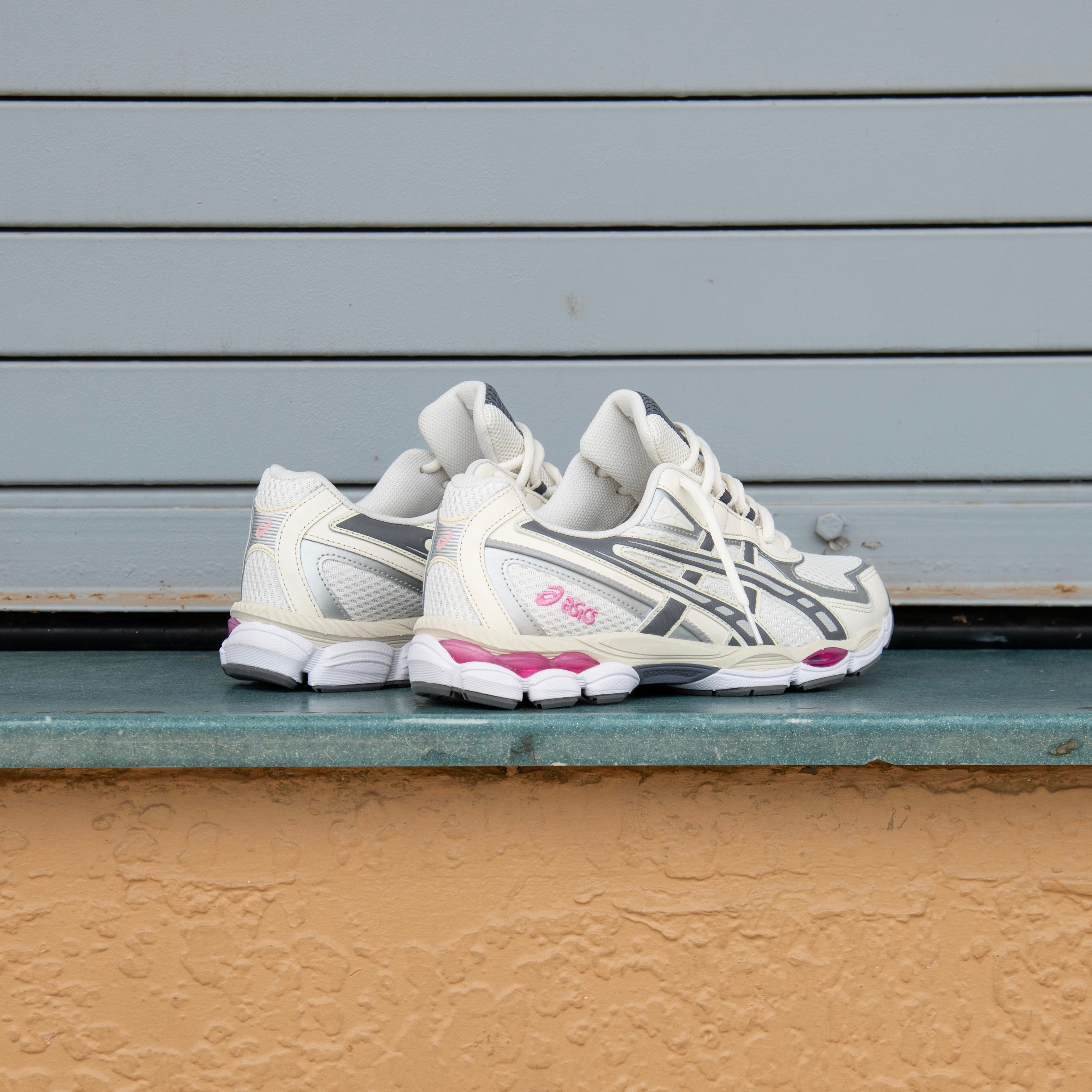 Mens Asics Gel-NYC 2055 (Cream/Carbon) - Asics
