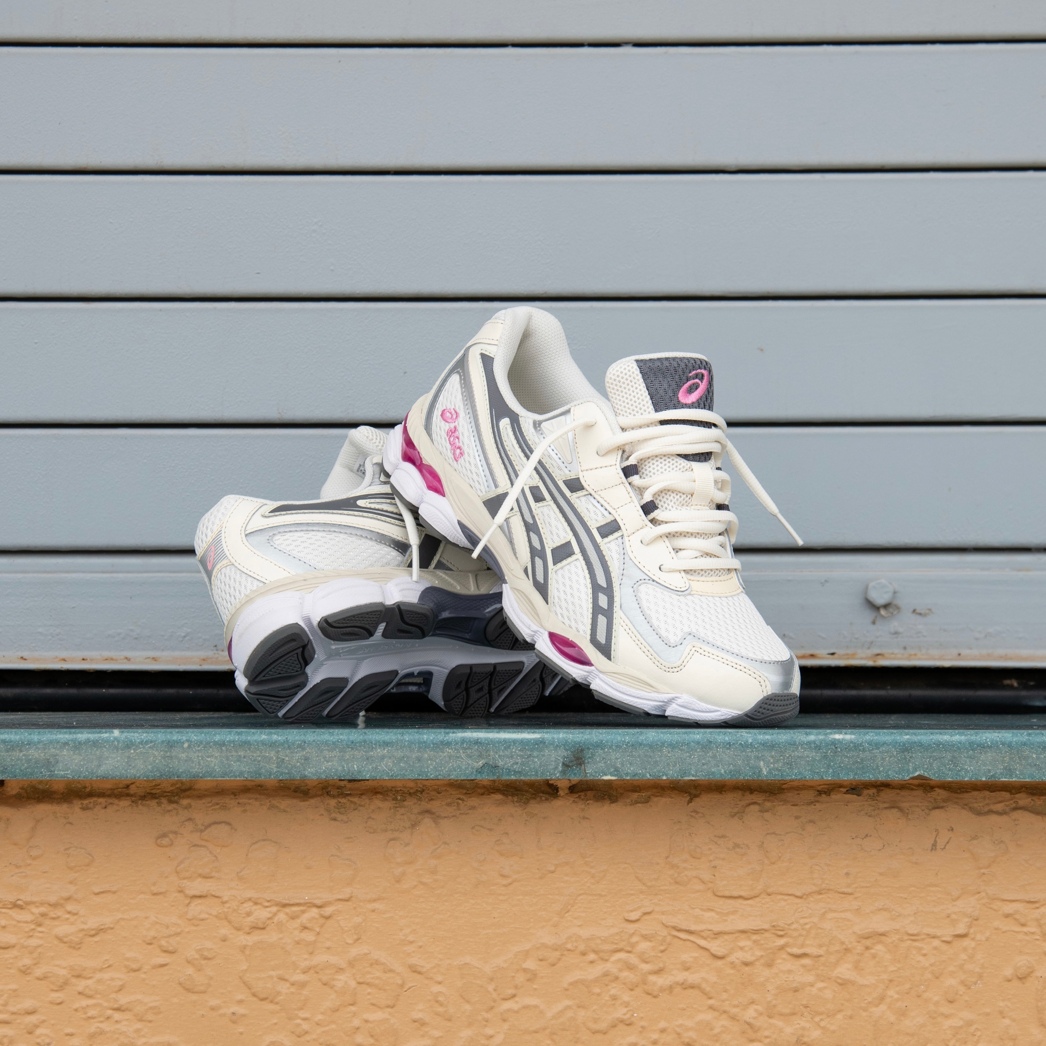 Mens Asics Gel-NYC 2055 (Cream/Carbon) - Asics
