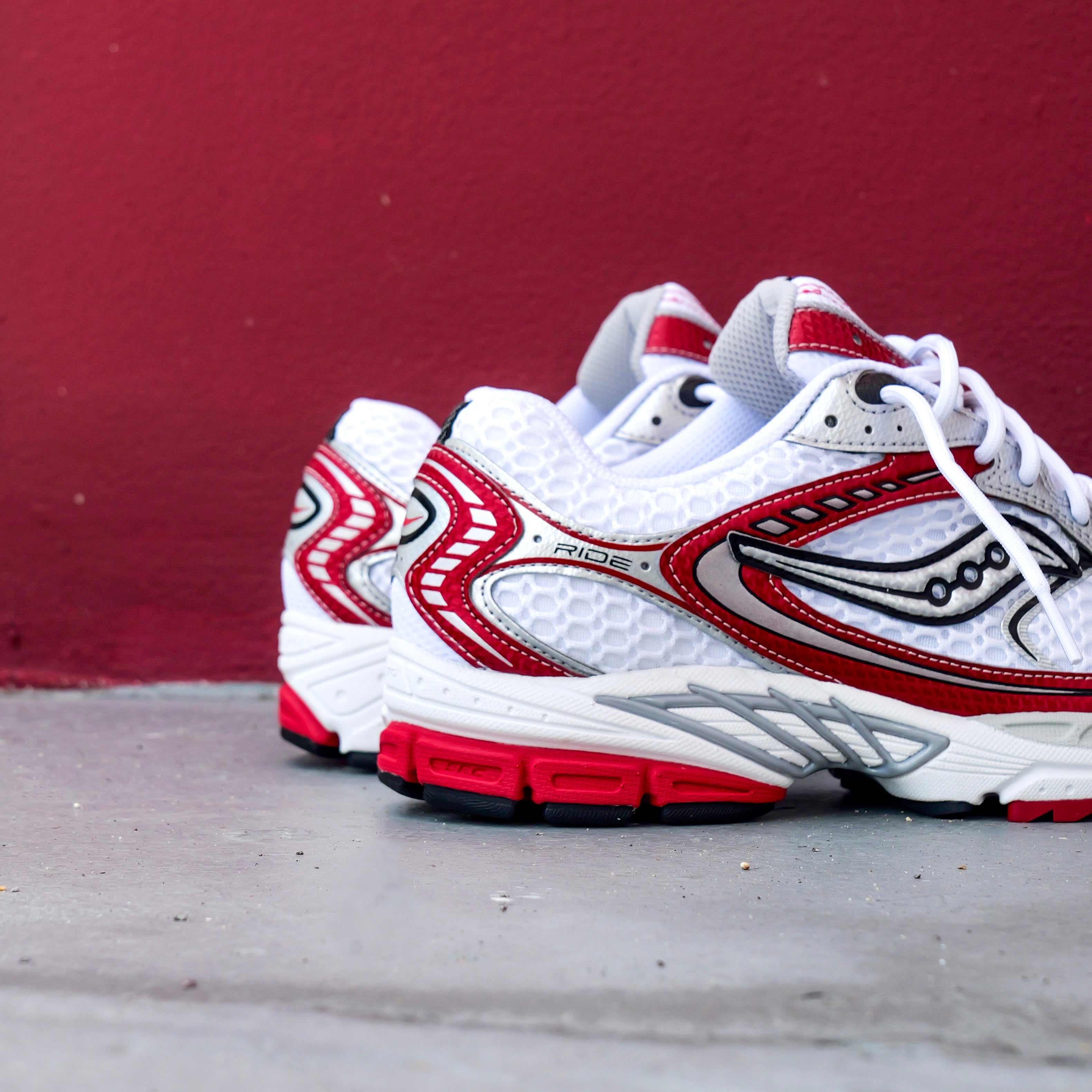 Mens Saucony Progrid Ride 1 (White/Racing)