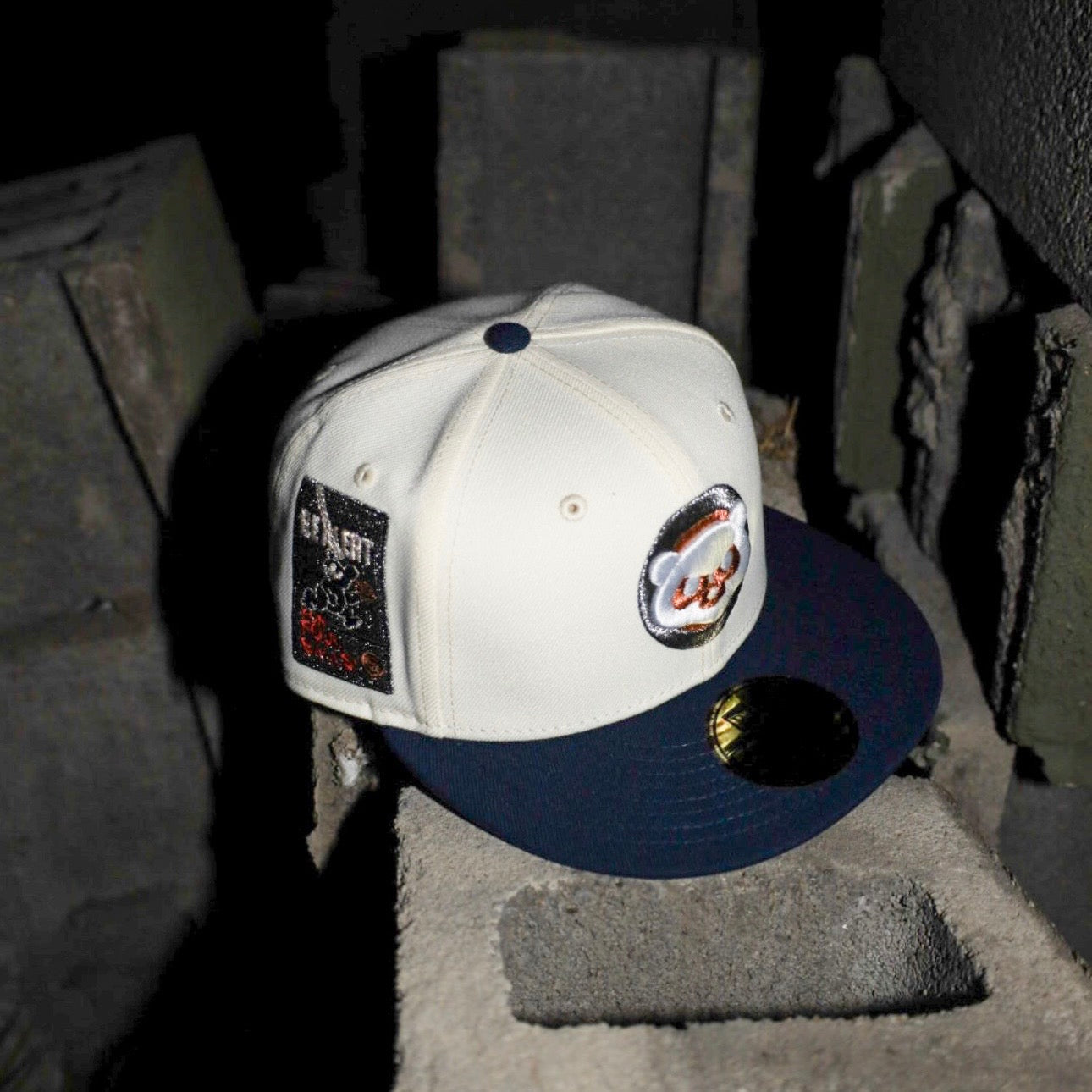 New Era Chicago Cubs Be Alert Side Patch Fitted (Off White/Navy) - New Era