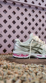 Mens Asics Gel-Kayano 14 (Cream/Sweet Pink) - VIP Asics