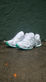 Mens Asics Gel-Cumulus 16 (White / Edamame Green)