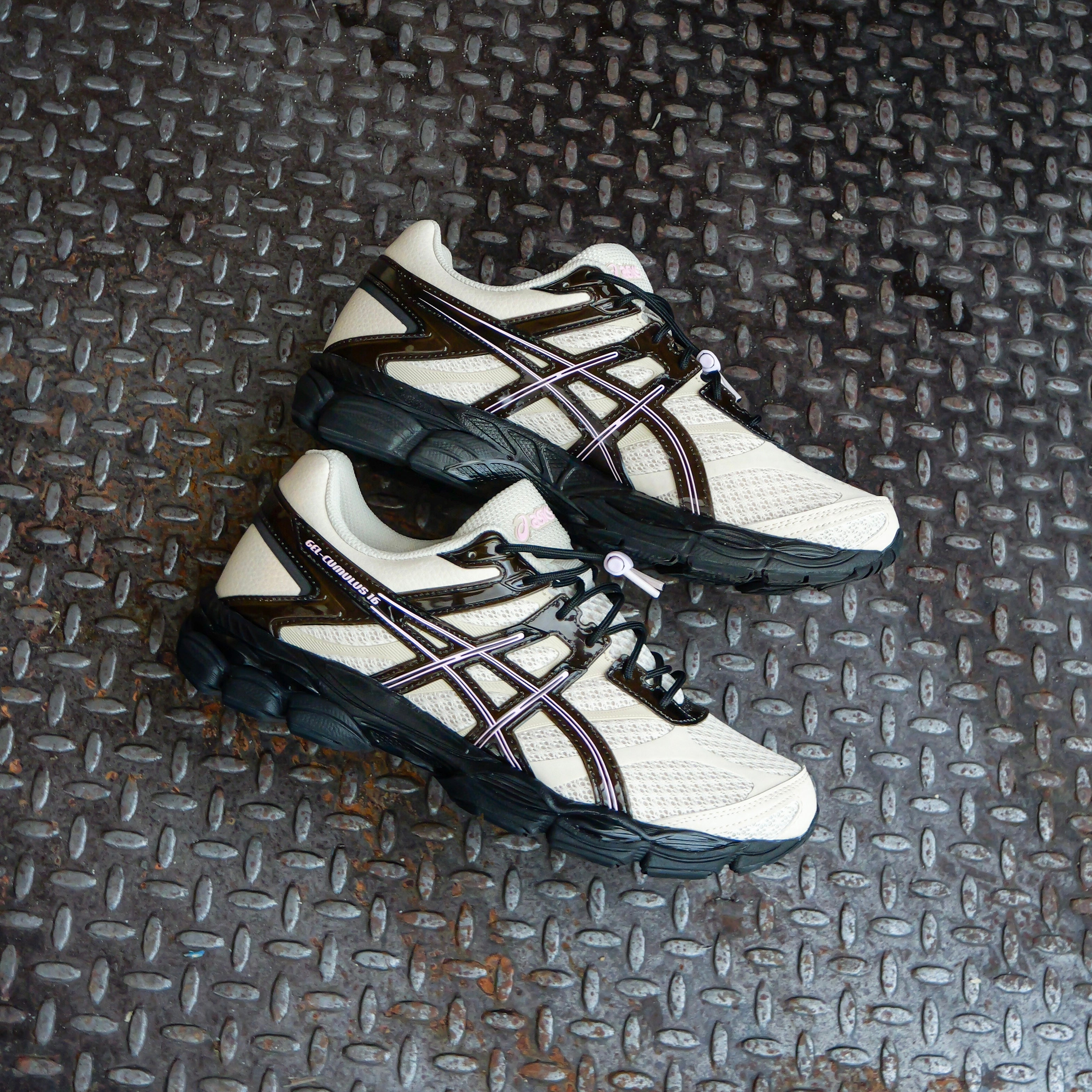 Mens Asics x The Finesse Gel-Cumulus 16 (Desert Rose)