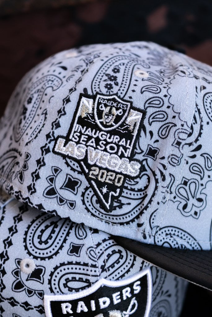 New Era Las Vegas Raiders 2020 Inaugural Season Grey UV (Grey/Black Paisley) - New Era