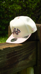 New Era Atlanta Braves 1871 Side Patch 9FIFTY A-Frame Snapback-(Chrome/Pink)