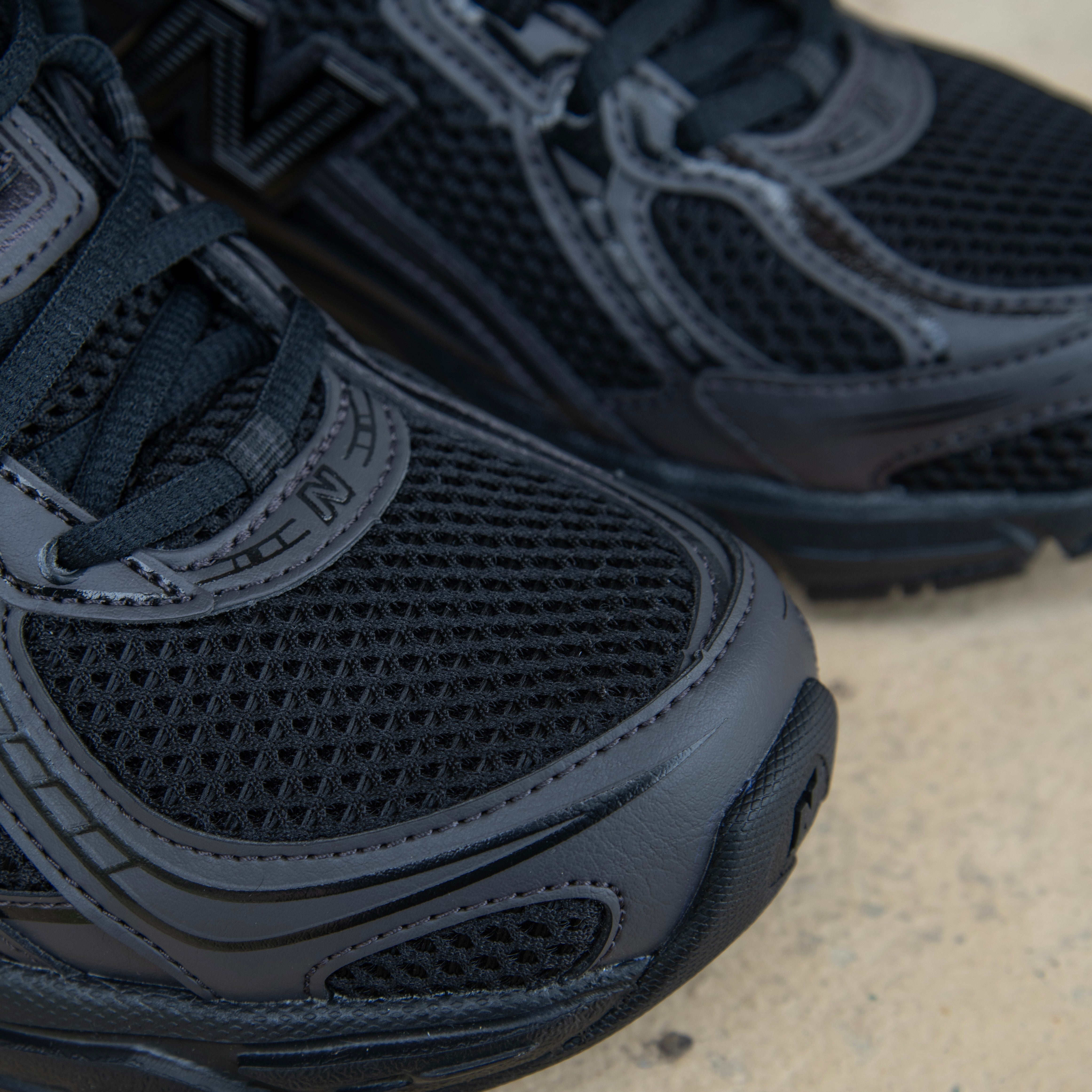 Mens New Balance 740 (Black/Black) - U740B02 - New Balance