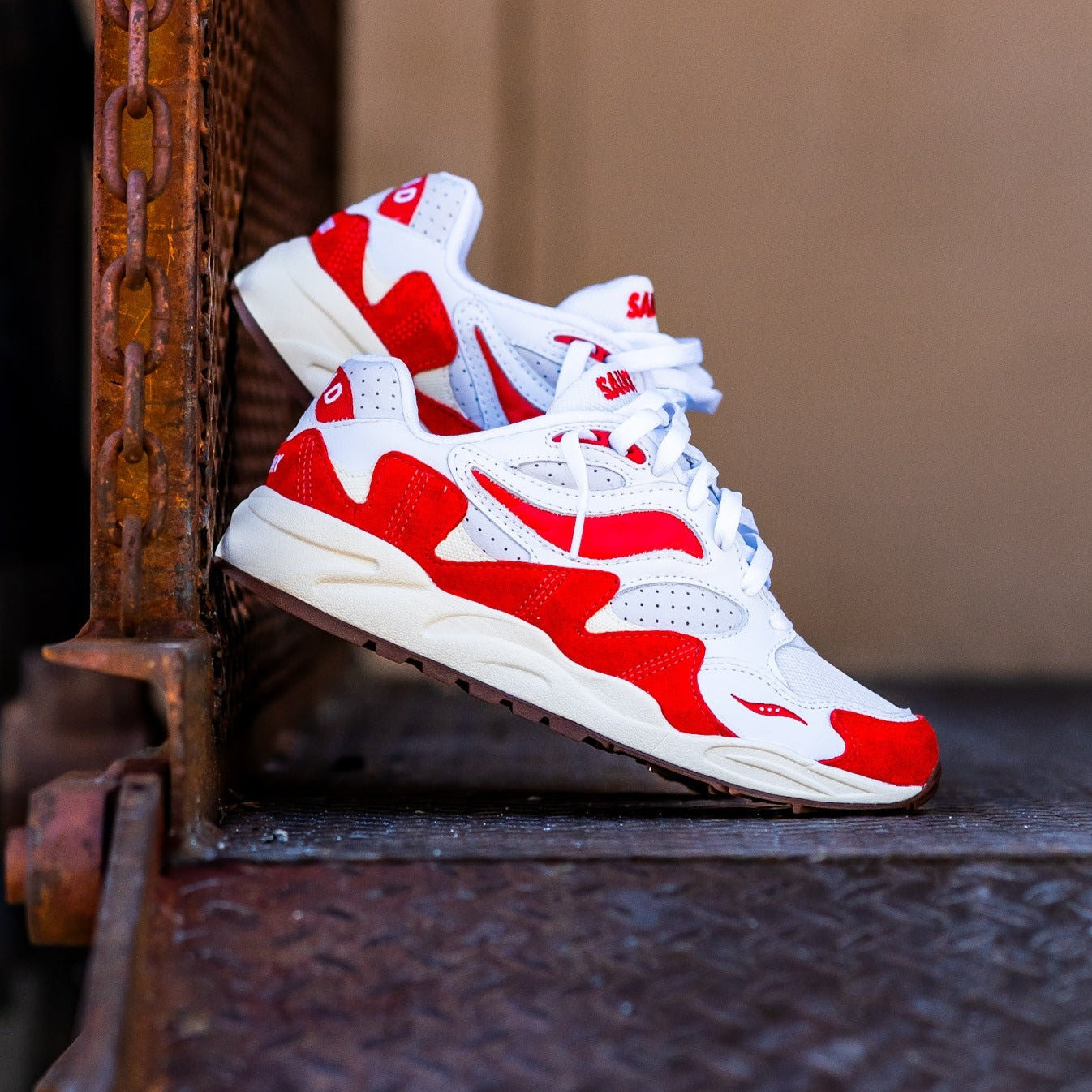 Mens Saucony Grid Shadow 2 (White/Red) - Saucony