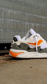 Mens Saucony Grid Shadow 2 Essential (White/Safety Orange) - Saucony
