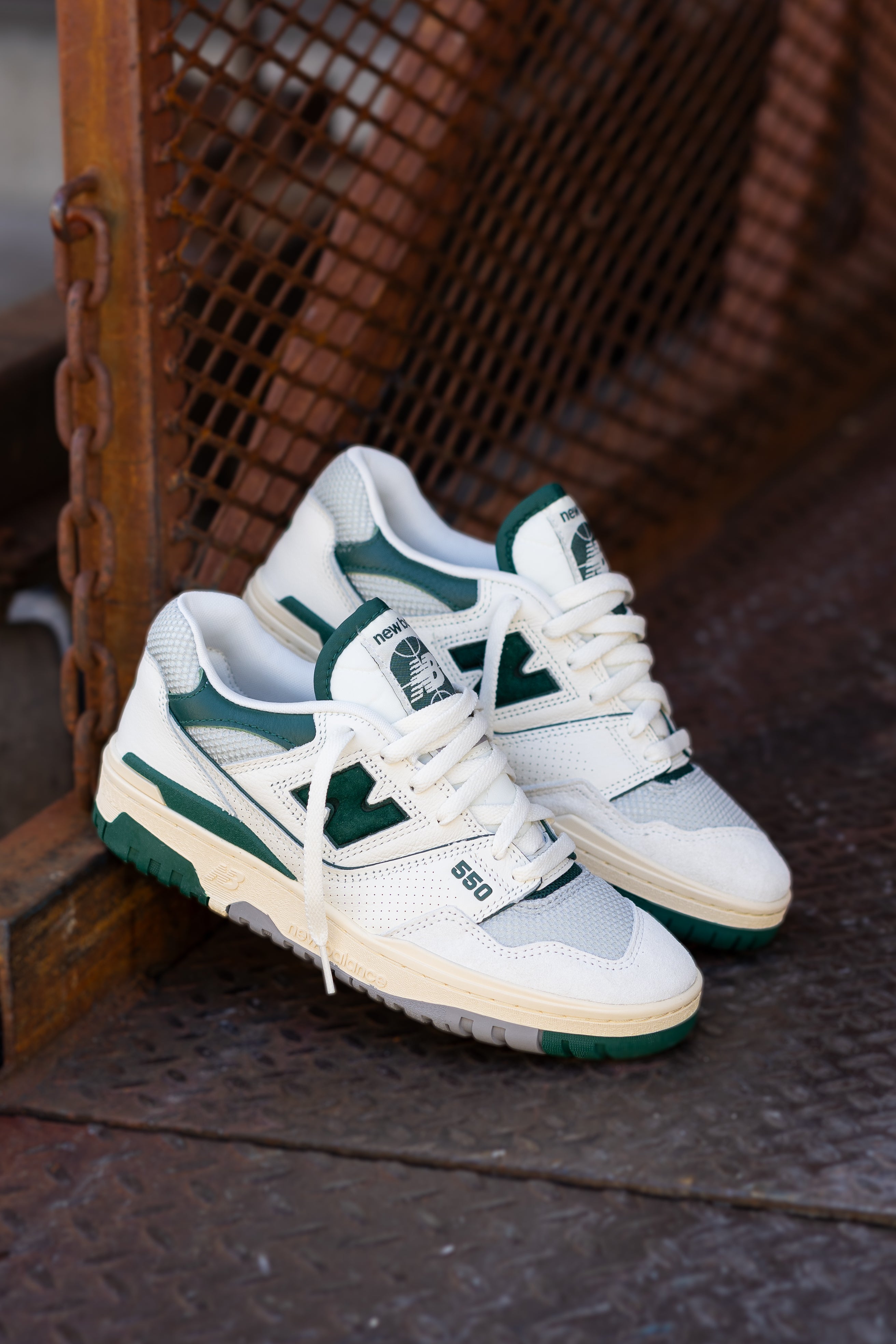 Mens New Balance 550 (White/Green) - BB550CPE - New Balance