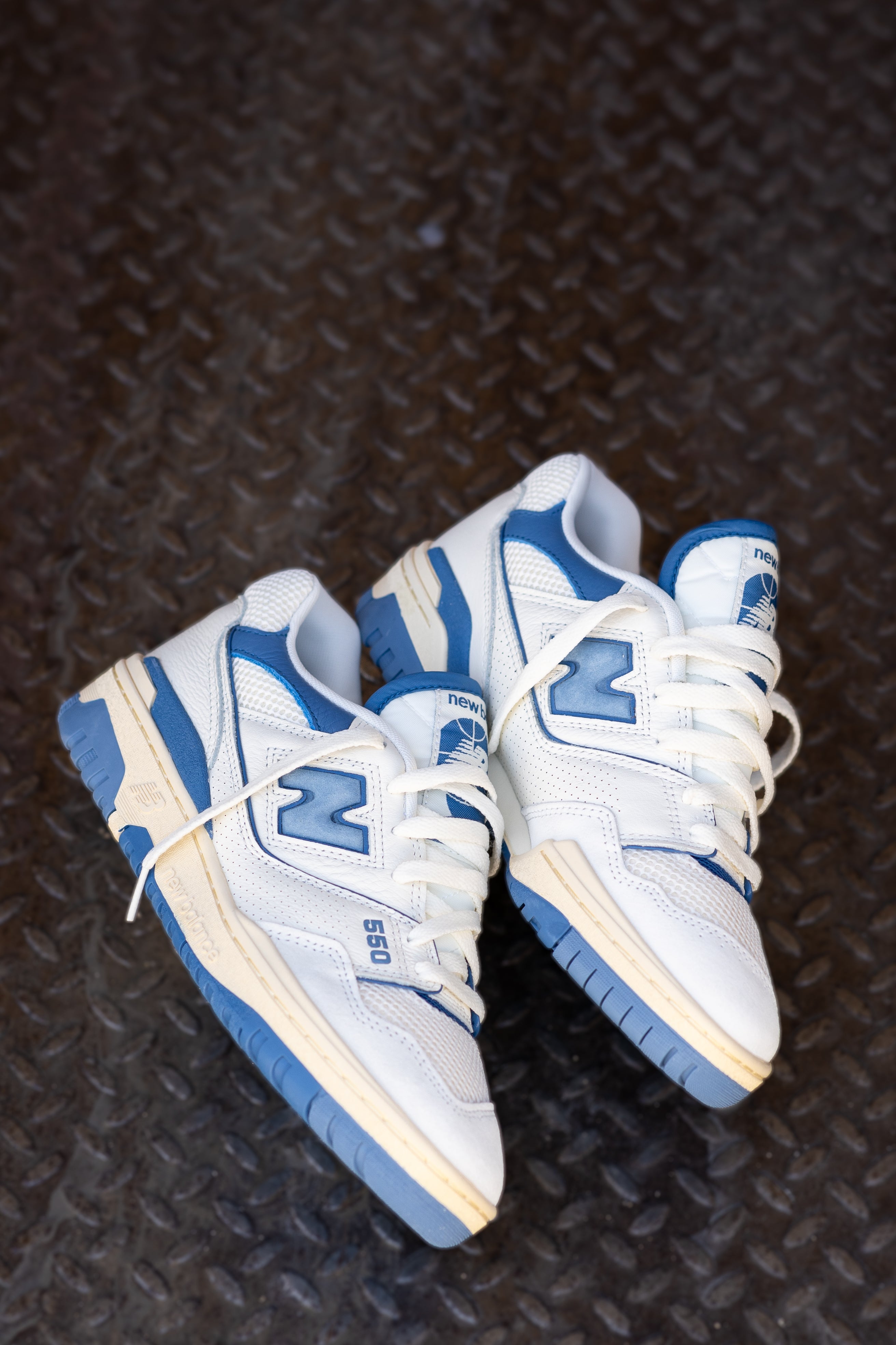 Mens New Balance 550 (White/Blue) - BB550CPD - New Balance