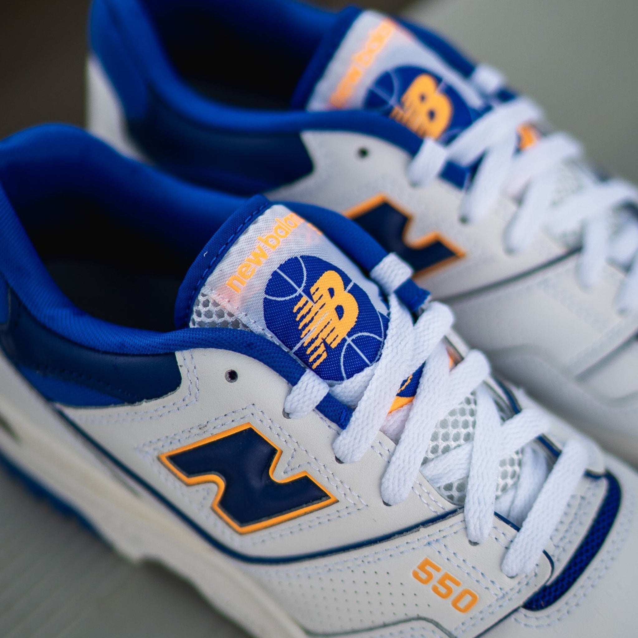 Mens New Balance 550 (White/Royal) - BB550WTN - New Balance