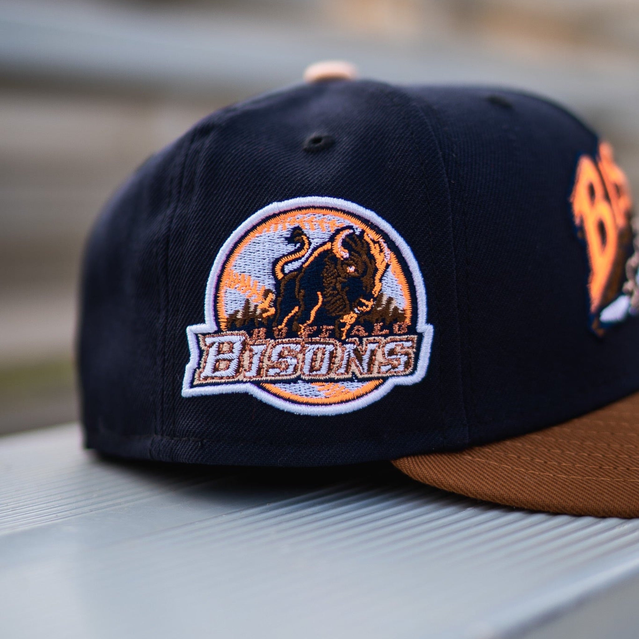 New Era Buffalo Bisons Peach UV (Navy/Peanut) - New Era