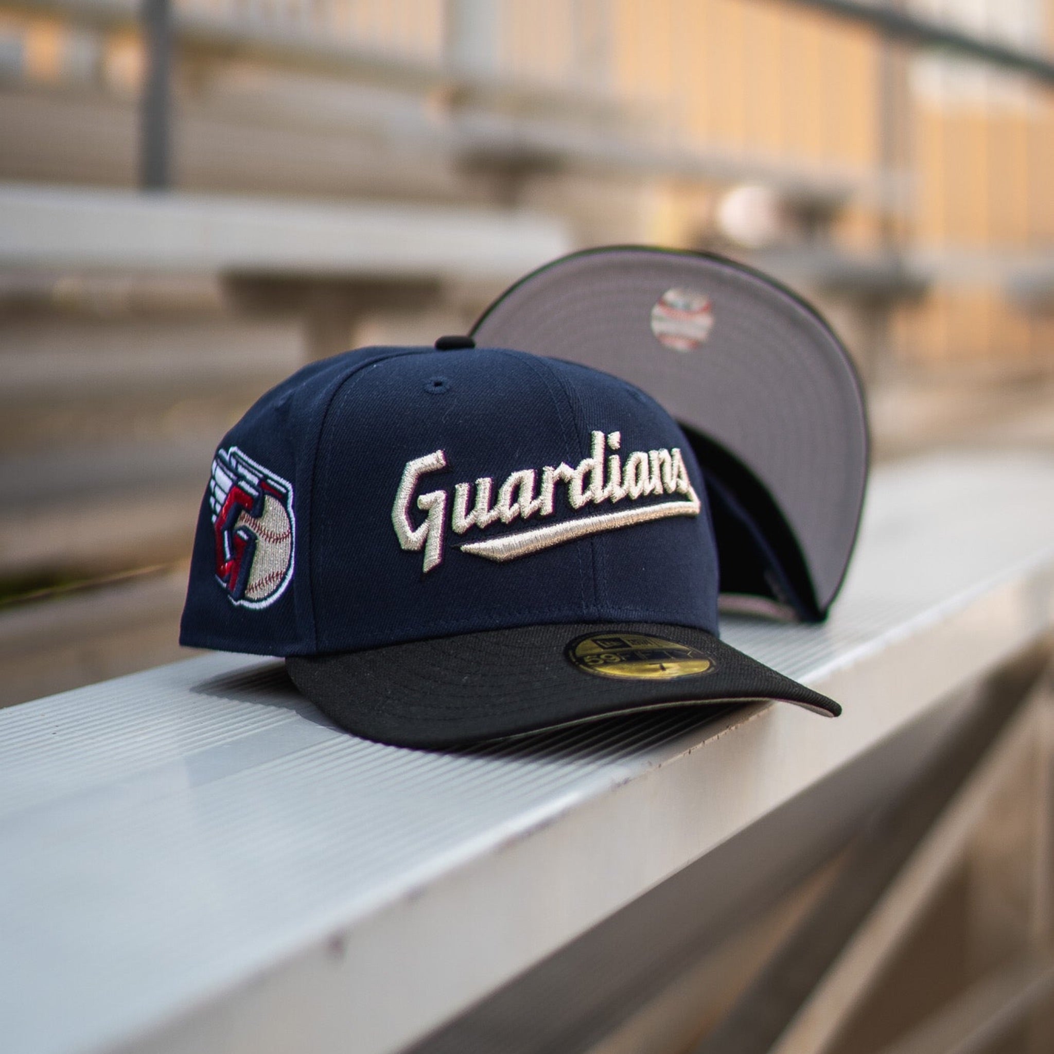 New Era Cleveland Guardians Good Grey UV (Navy/Black) - New Era