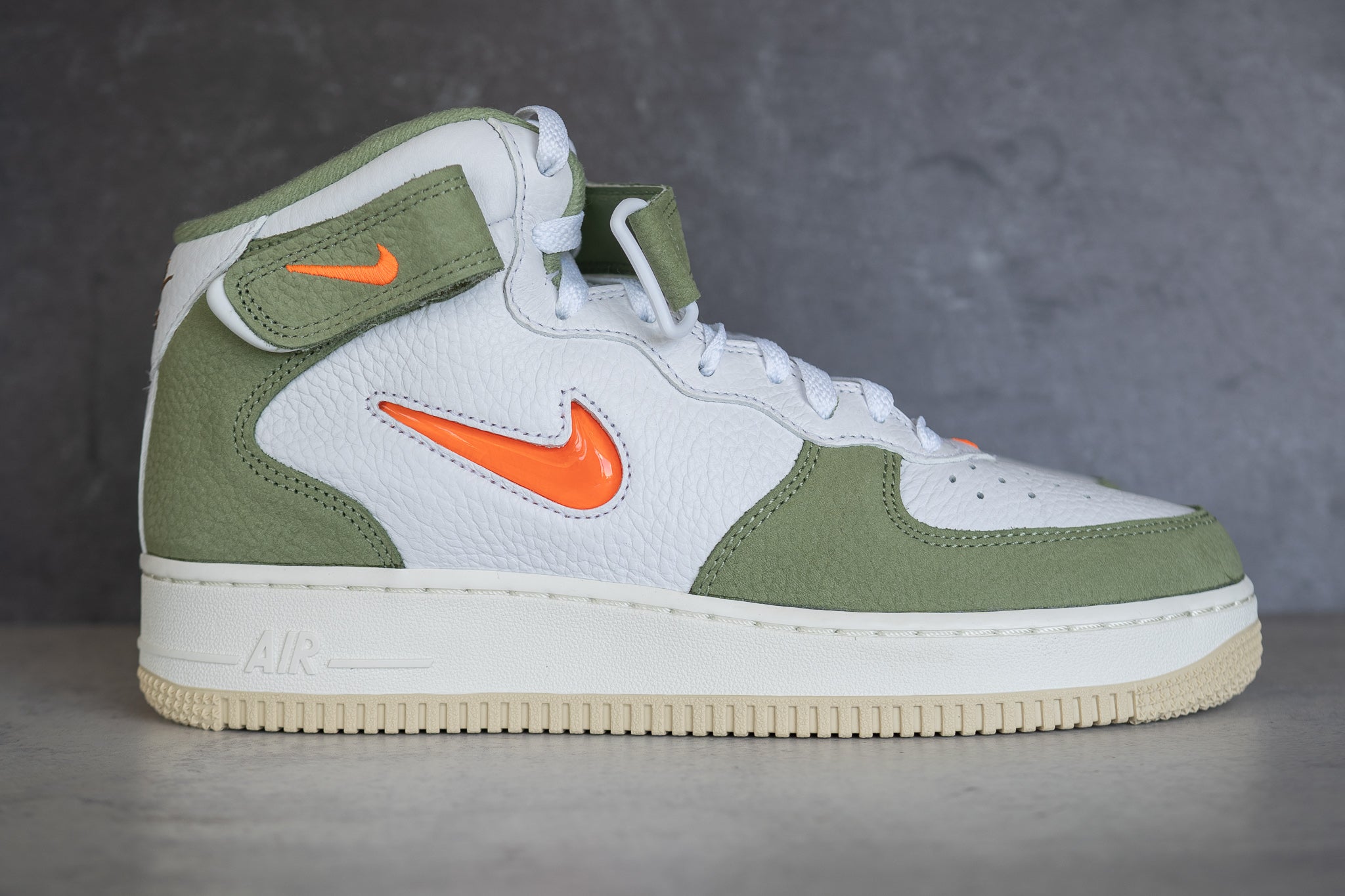 Nike Air Force 1 Mid QS (Olive Jewel) - Nike